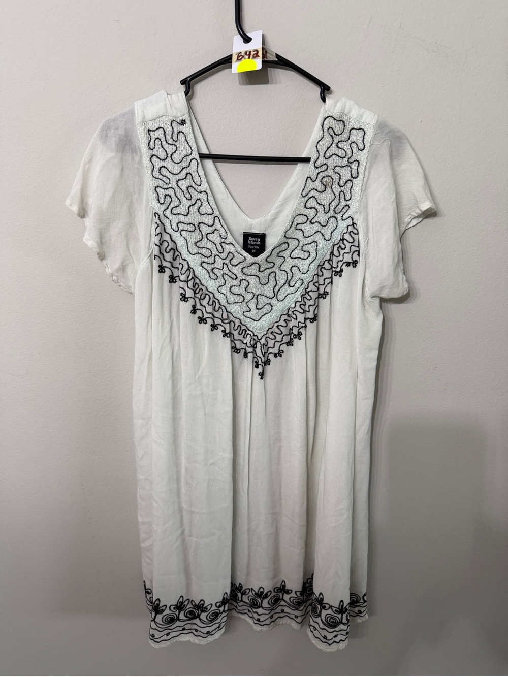 Seven Islands New York Size 3X — White Black Embroidered Tunic Dress